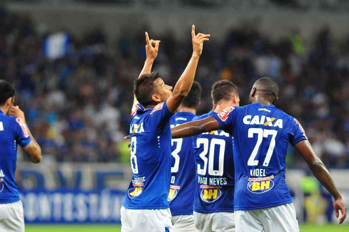 Galeria De Fotos De Cruzeiro X Caldense No Mineir O Superesportes