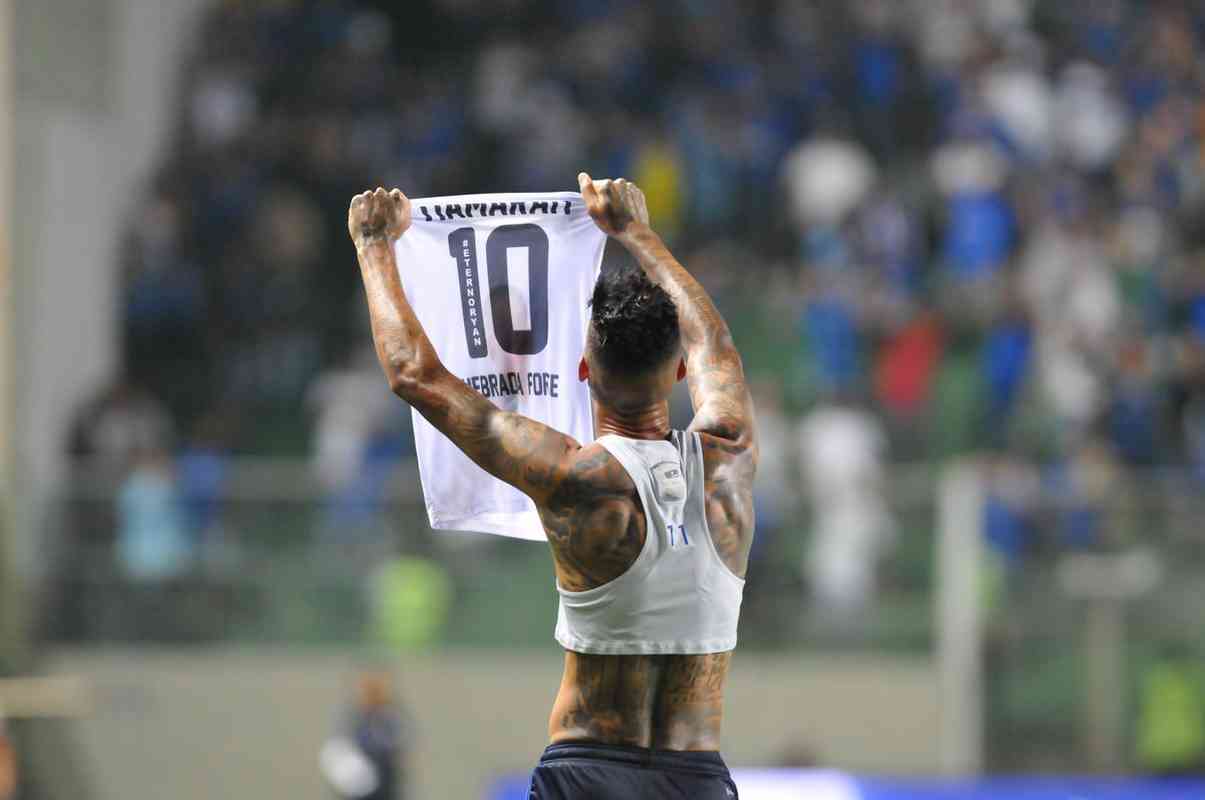 Emocionado Richard Homenageia Irm O Em Gol Pelo Cruzeiro Superesportes