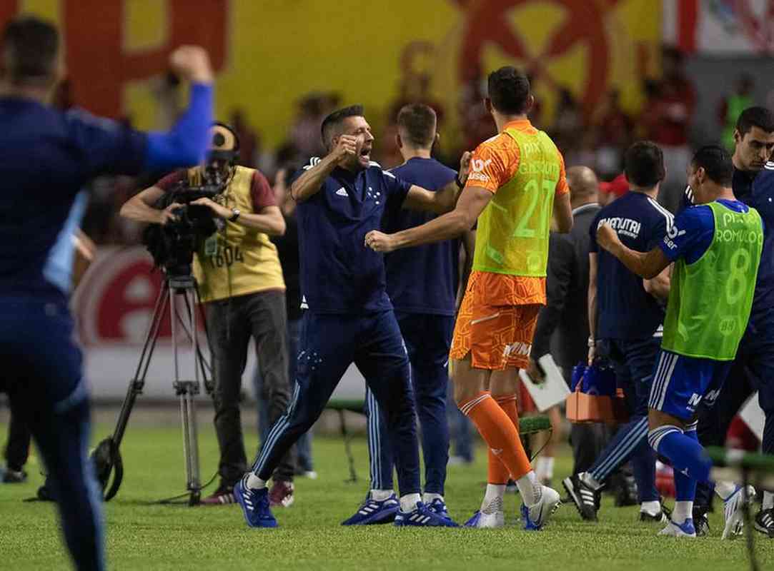 Crb X Cruzeiro Fotos Da Partida No Rei Pel Superesportes