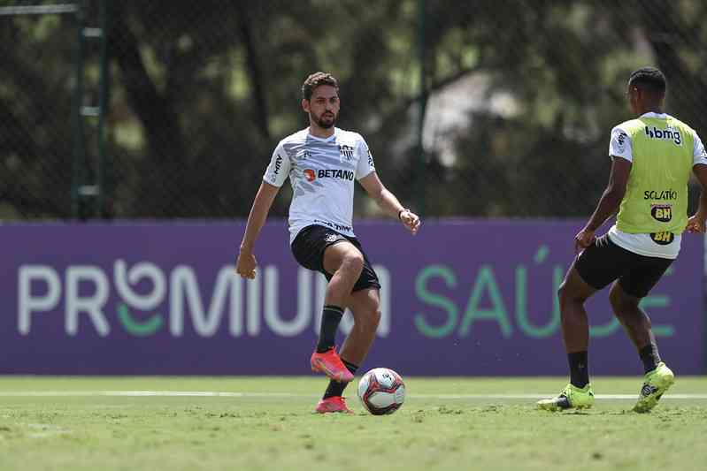 Gabriel Diz Que Quer Permanecer No Atl Tico E Demonstra Gratid O