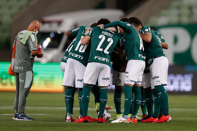 Fotos do jogo de ida da semifinal da Copa Libertadores de 2021, entre Palmeiras e Atltico, no Allianz Parque, em So Paulo