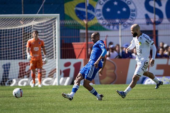 Em noite de extremos, Edu comenta pênalti perdido no Cruzeiro: Bati como  treinei, cruzeiro