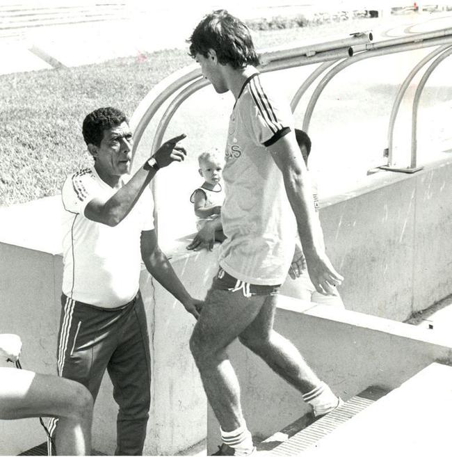 05/04/1986 - Jair Bala em passagem como tcnico do Cruzeiro
