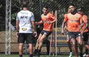 Fotos do primeiro treino de Junior Alonso no retorno ao Atltico