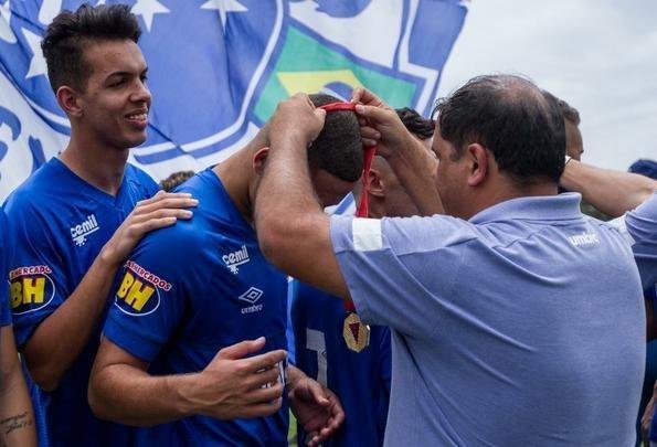 Cruzeiro venceu Amrica nos pnaltis, por 5 a 4, e conquistou Campeonato Mineiro Sub-20