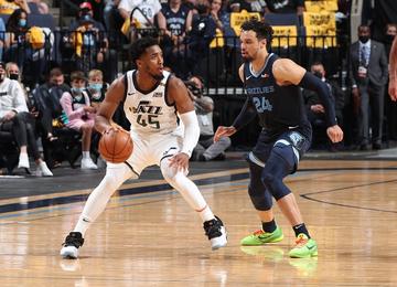 No leste, o Washington Wizards venceu o Philadelphia 76ers por 122 a 114; confira os resultados dessa segunda-feira