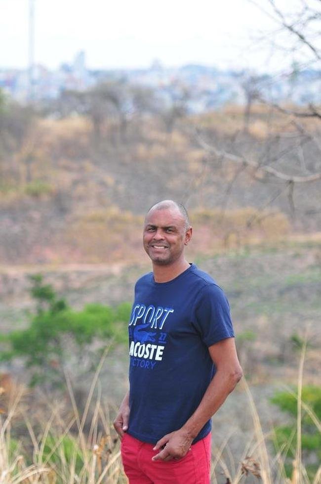 Moacir, ex-volante do Atltico