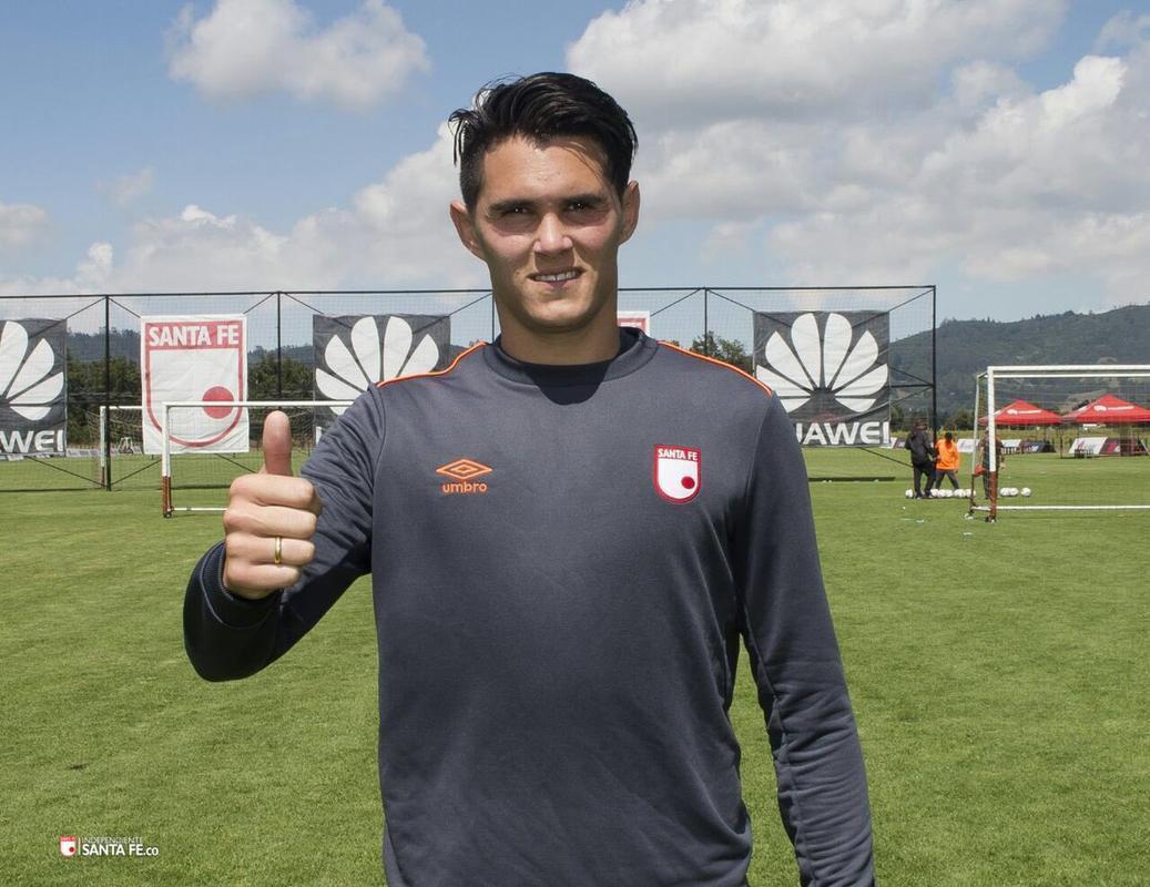 Rubn Bentancourt - atacante se transferiu do Sud Amrica para o Independiente Santa Fe