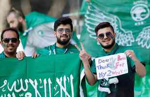 Torcedores fizeram grande festa no jogo pelo Grupo C do Mundial