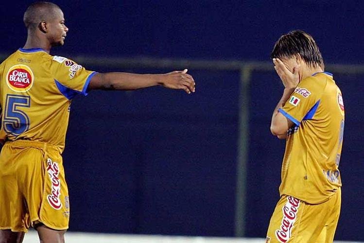 Oitavas de final de 2006: Tigres-MEX 0 x 0 Libertad-PAR (Libertad se classificou em casa nos pnaltis aps novo empate sem gols).