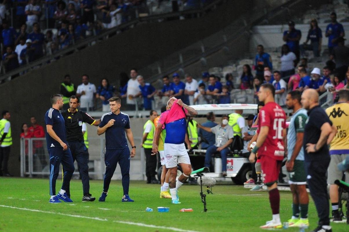Fotos do jogo entre Cruzeiro e Guarani