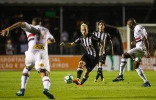 Atl�tico saiu atr�s, conseguiu virada com R�ger Guedes e Ricardo Oliveira, mas cedeu empate no Morumbi
