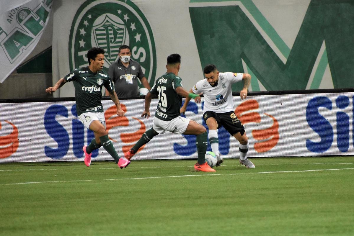 Palmeiras e Amrica se enfrentaram nesta quarta-feira (23), em partida de ida das semifinais da Copa do Brasil. O confronto foi realizado no Allianz Parque, em So Paulo. Na prxima quarta-feira (30), as equipes se reencontram no Independncia, em Belo Horizonte, s 21h30.