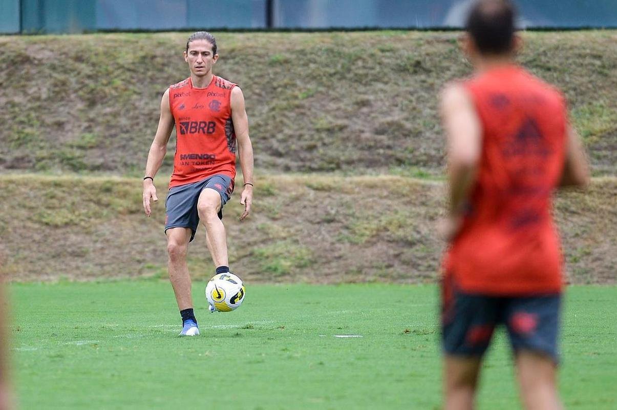 Filipe Lus - 36 anos - do lateral-esquerdo do Flamengo
