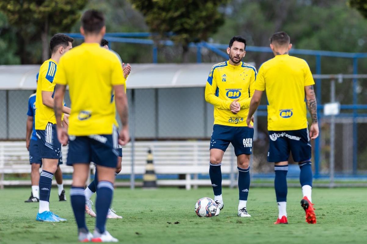Fotos do treino do Cruzeiro nesta quarta-feira (20/10) na Toca II