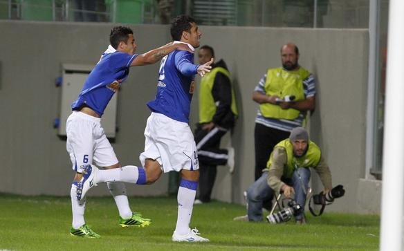 Imagens da goleada do Cruzeiro na estreia do Brasileiro