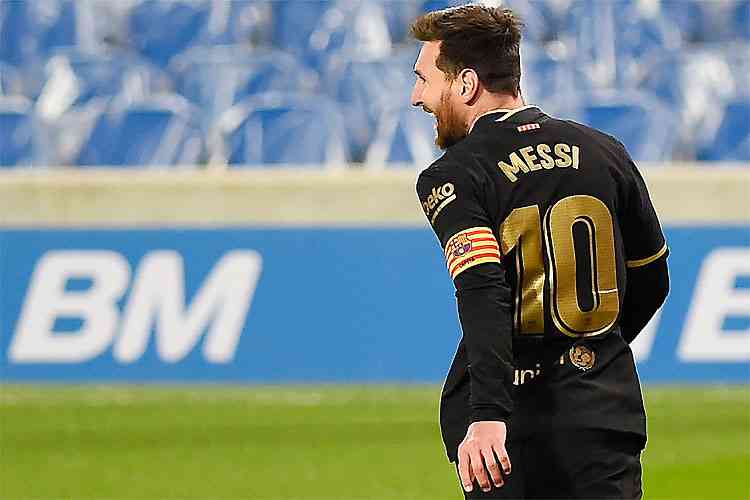 Messi brilha em goleada e se torna o jogador com mais partidas pelo  Barcelona - Esportes - Jornal NH