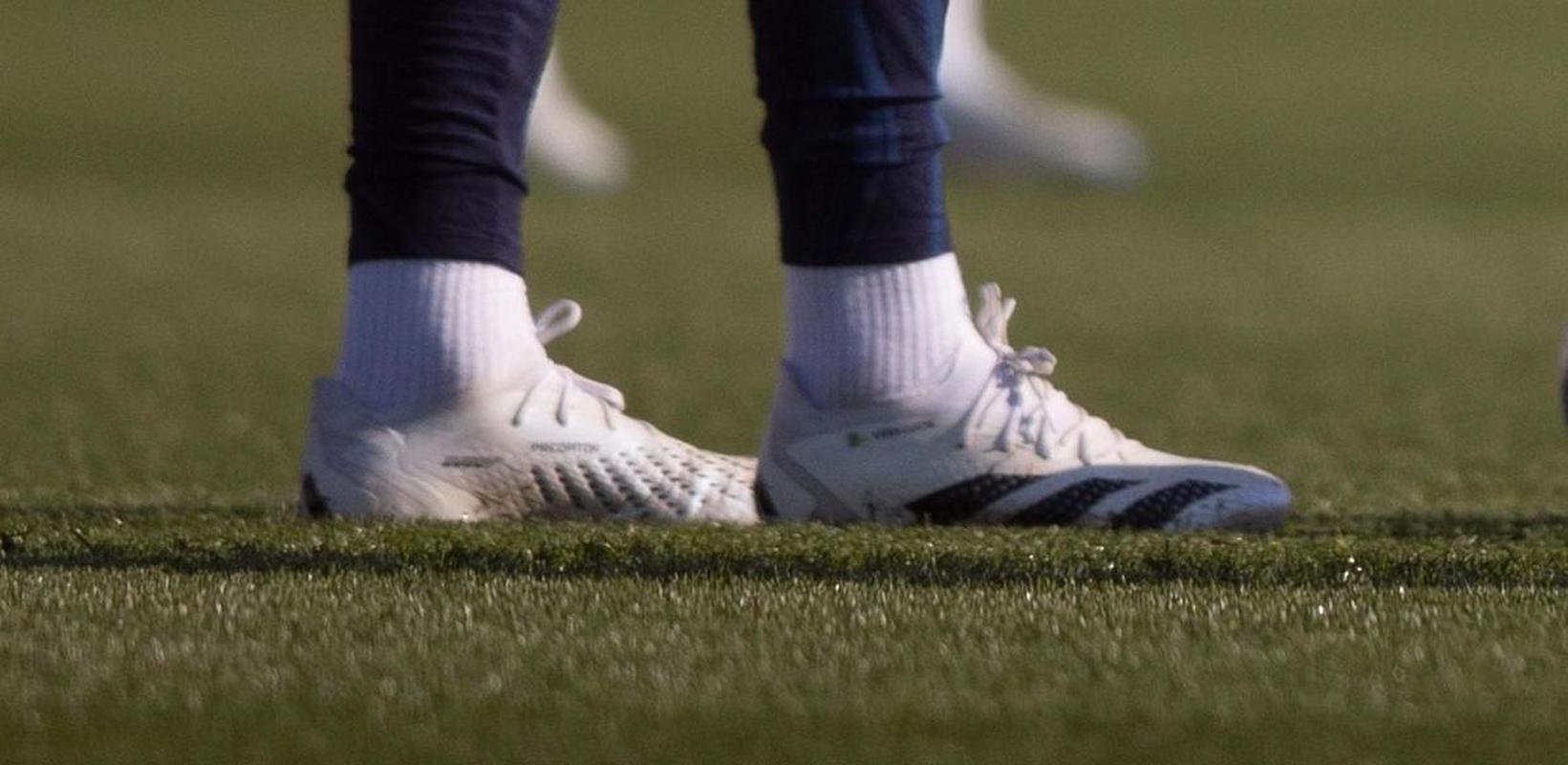 Gabriel Jesus - adidas Predator Accuracy.1 - sem venda