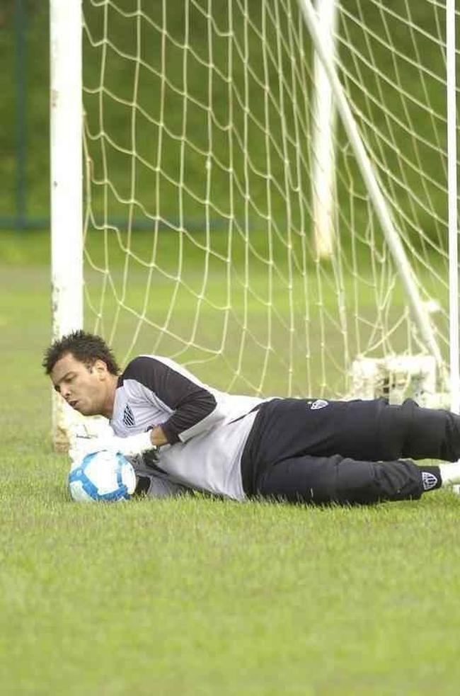 Giovanni - 2011: foi contratado pelo Galo em 2011. Teve algumas oportunidades, mas virou reserva de Victor em 2012. Disputou 79 jogos e sofreu 80 gols.