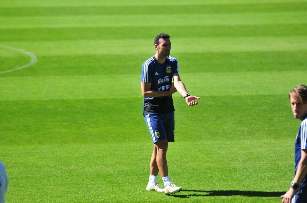 Imagens do treinamento da Argentina na Cidade do Galo