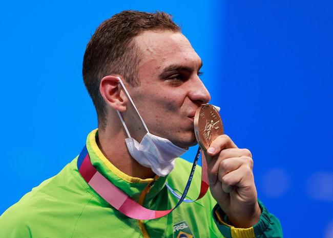 Fernando Scheffer conquistou o bronze nos 200m livre na natação