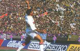 Cerezo comemora ttulo do Mundial de Clubes, em 1993, vencido pelo So Paulo sobre o Milan