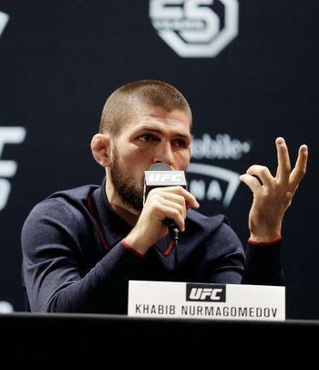 Imagens do Media Day do UFC 229, com Conor McGregor e Khabib Nurmagomedov