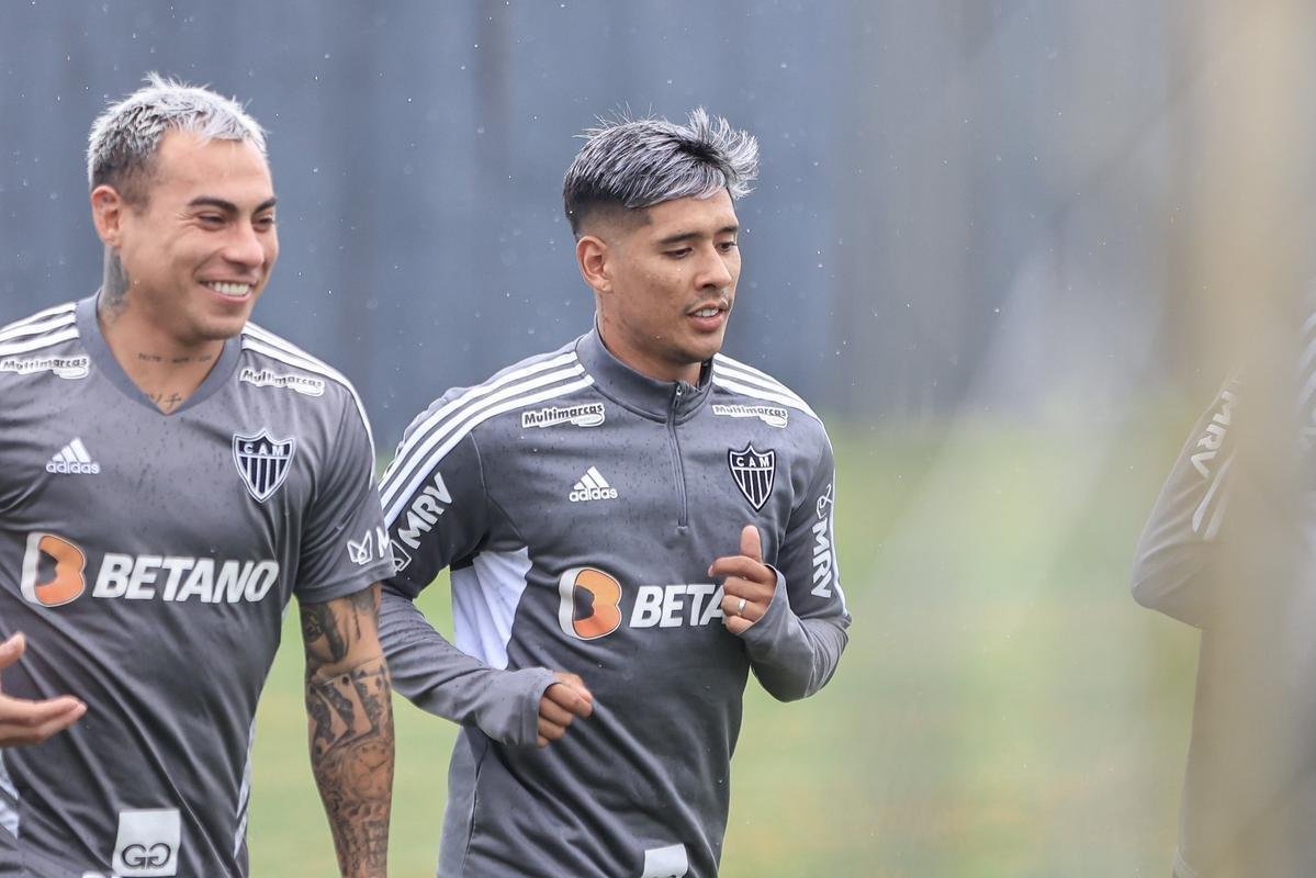 Veja fotos do primeiro dia de pr-temporada do Atltico