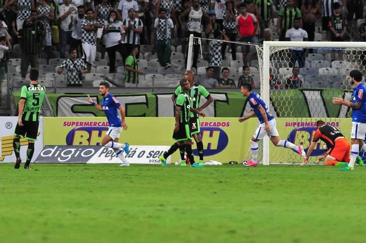 Partida disputada neste domingo, pela semifinal do Campeonato Mineiro
