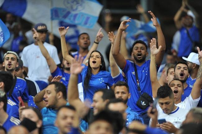 Fotos da torcida do Cruzeiro no clssico contra o Amrica, no Mineiro, em BH, pela 3 rodada do Campeonato Mineiro