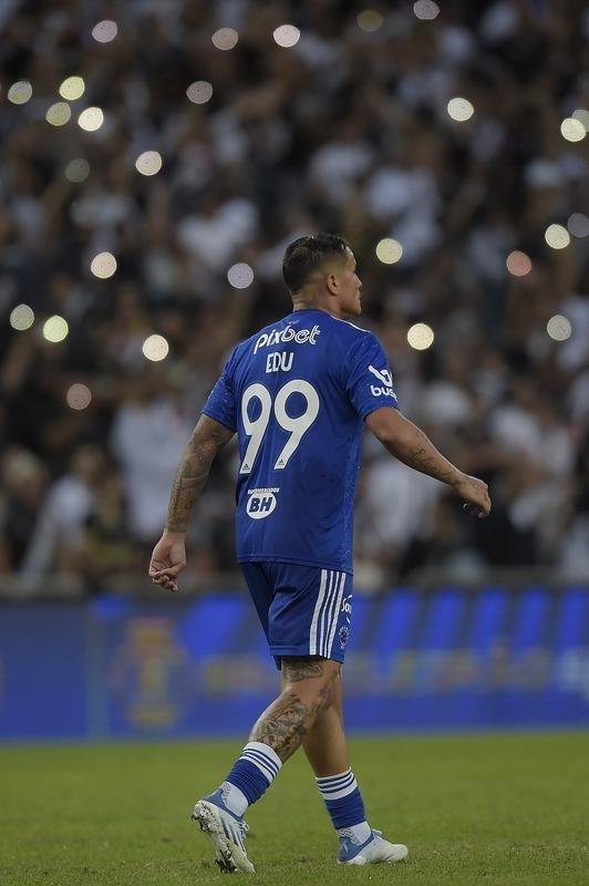 Fotos do jogo entre Vasco e Cruzeiro, no Maracan, pela Srie B do Brasileiro