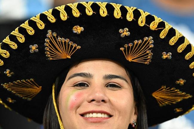 Imagens da torcida no jogo entre Mxico e Polnia pelo Grupo C da Copa do Mundo.