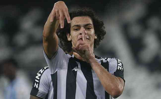 Atacante de 17 anos tem contrato longo com o Botafogo