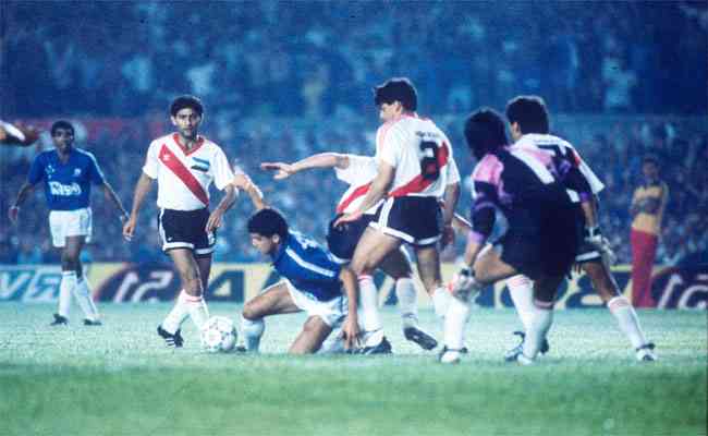 Cruzeiro 3x0 River Plate, em 1991, pela final da Supercopa