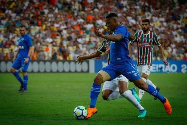 Fluminense e Cruzeiro em partida vlida pela segunda rodada do Brasileiro