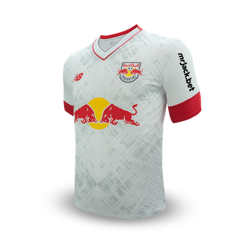 A camisa do Red Bull Bragantino  encontrada por R$ 331,99