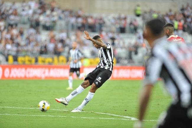 Fotos do jogo entre Atl�tico e Internacional, na estreia da S�rie A de 2022, no Mineir�o