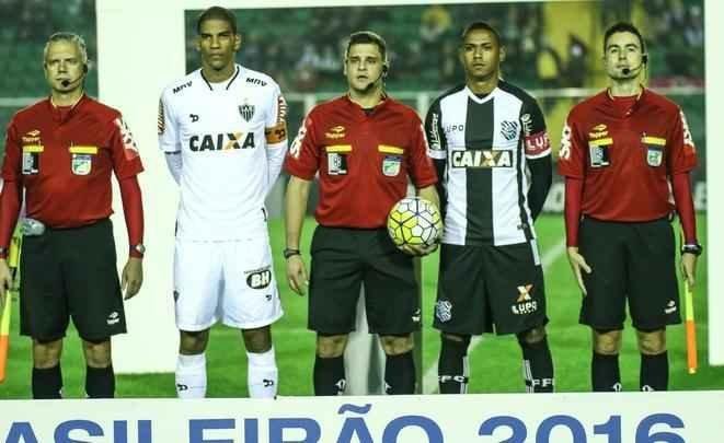 Em Florianópolis, Figueirense e Atlético empatam por 1 a 1