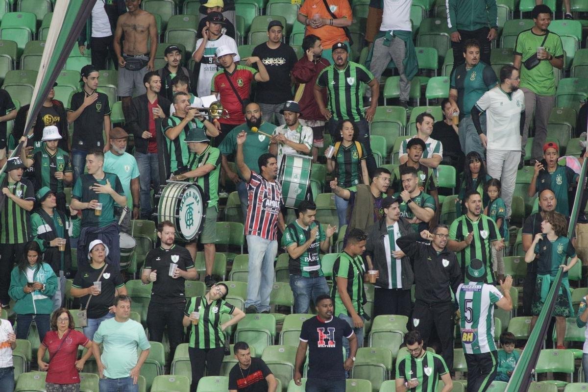 Fotos da torcida do Amrica, no Independncia, durante o jogo contra o CSA pela terceira fase da Copa do Brasil