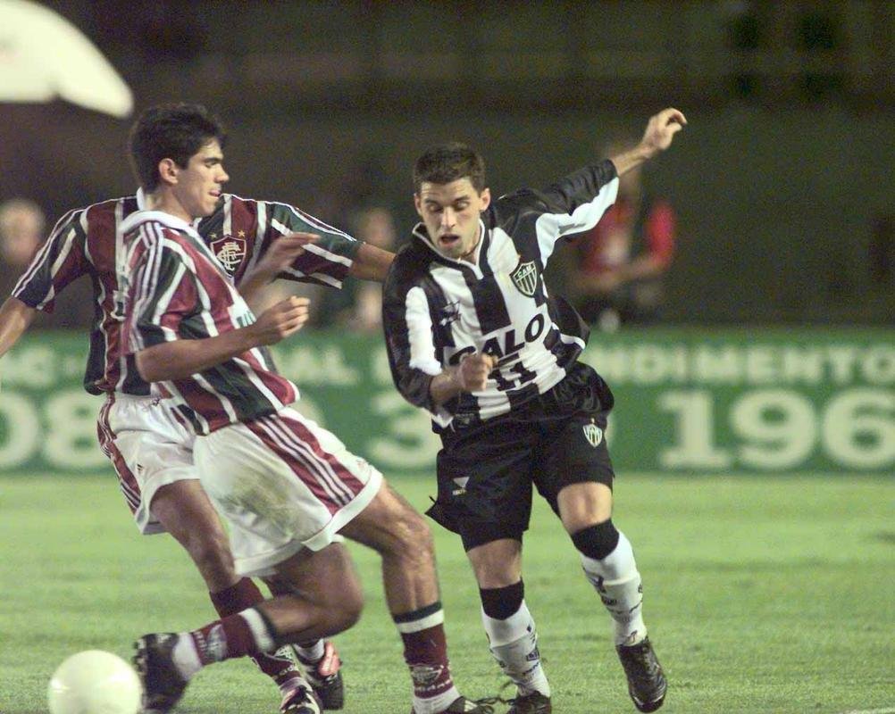 No jogo de volta, no Mineiro, Atltico e Fluminense empataram por 2 a 2. O Galo acabou classificado pelo gol qualificado fora de casa