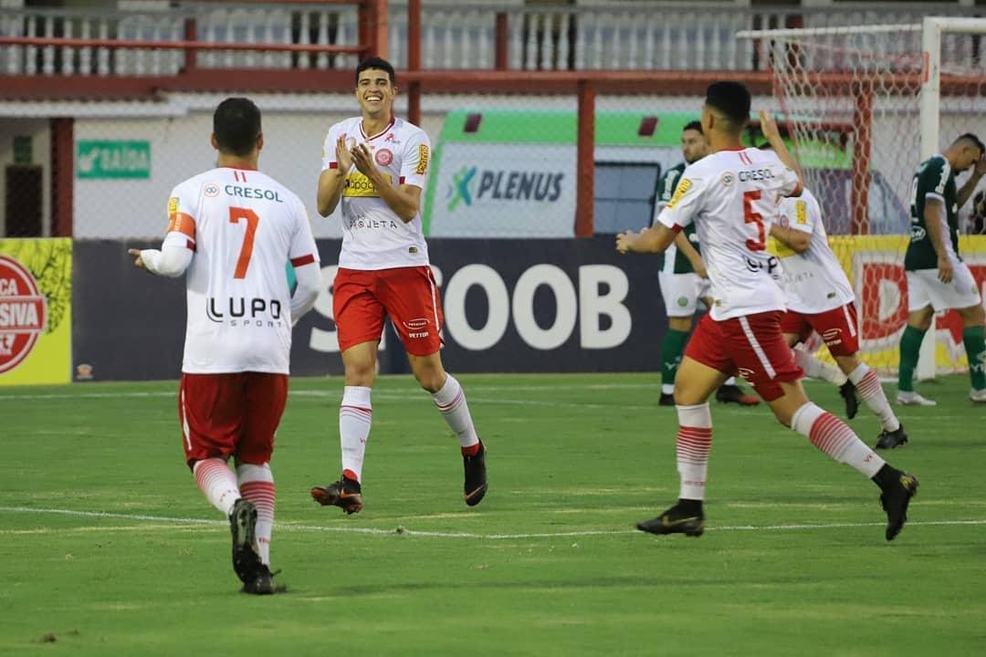 #26 - Rubens (Tombense) - 14 gols em 31 jogos - mdia de 0,45 por jogo