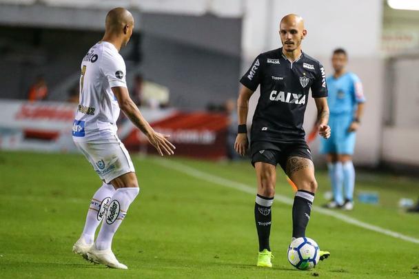 Na Vila Belmiro, Atlético é derrotado pelo Santos por 3 a 2, pela 37ª rodada do Campeonato Brasileiro