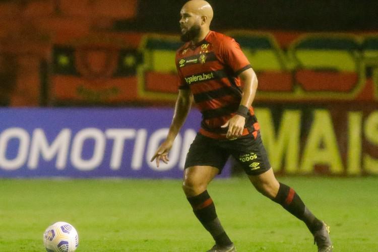 Zé Welison: volante está com empréstimo encaminhado para o Giresunspor, da Turquia
