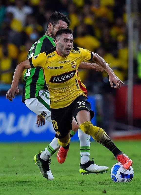 Barcelona-EQU x Amrica: fotos do jogo pela Libertadores