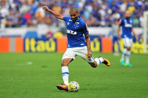 Fotos de Cruzeiro x Chapecoense, no Mineiro, pela 31 rodada do Brasileiro (Ramon Lisboa/EM D.A Press)