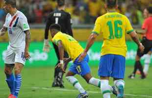 Brasil goleou o Paraguai por 4 a 0 no Mineiro, em BH, pelas Eliminatrias da Copa do Mundo, com gols de Raphinha, Philippe Coutinho, Antony e Rodrygo