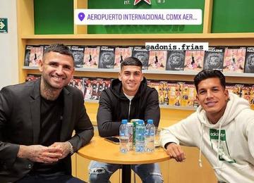 Volante assinará contrato com o León nesta semana; Outro reforço que chegou ao lado de Romero foi Adonis Frias, do Defensa y Justicia