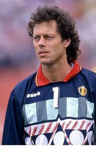 Goleiro da Seleção da Bélgica nas Copas do Mundo de 1990 e 1994, Michel Preud'homme desembarcou no Rio de Janeiro para defender o Fluminense em 1999 e deu entrevista em bom português graças aos cinco anos a serviço do Benfica. ''O importante é guardar sempre um certo nível na carreira. O meu nível é o mesmo de cinco ou seis anos (antes)''. O clube carioca, contudo, não chegou a um acordo com os lusitanos, que detinham o 'passe' do veterano de 39 anos.