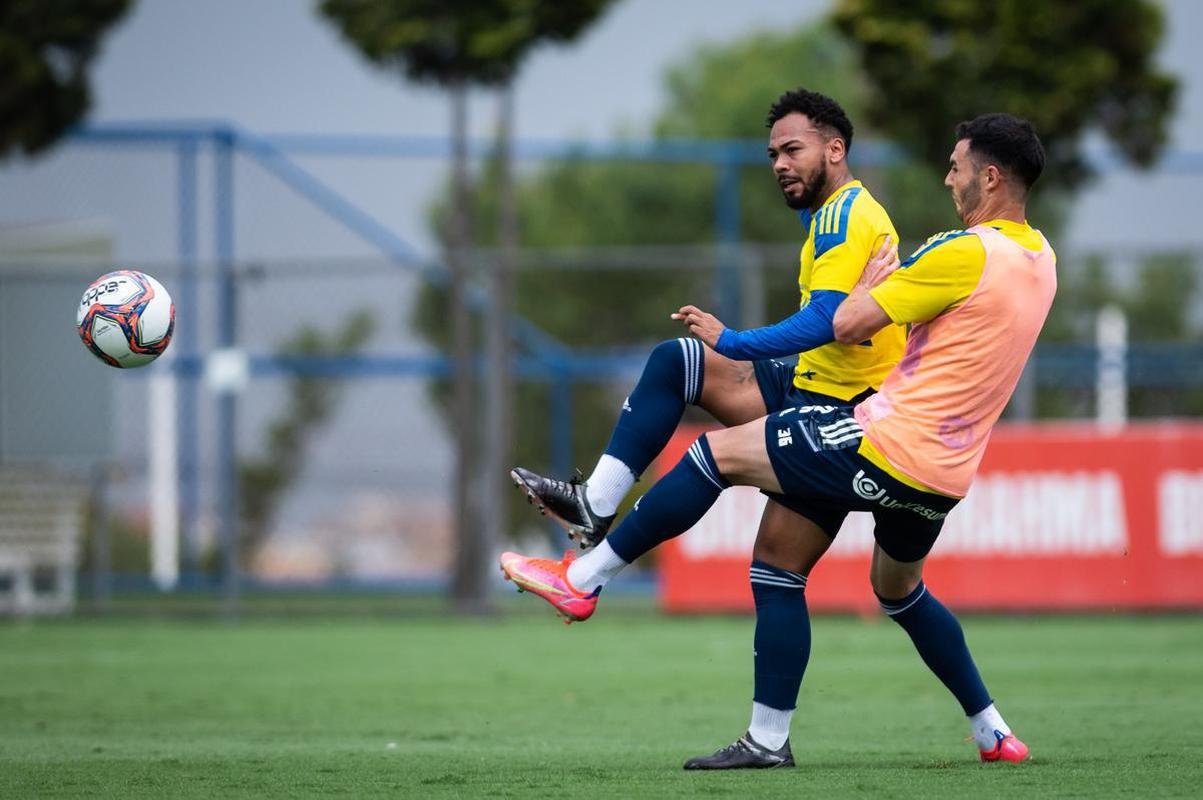 Fotos do treino do Cruzeiro desta segunda-feira (18/10)