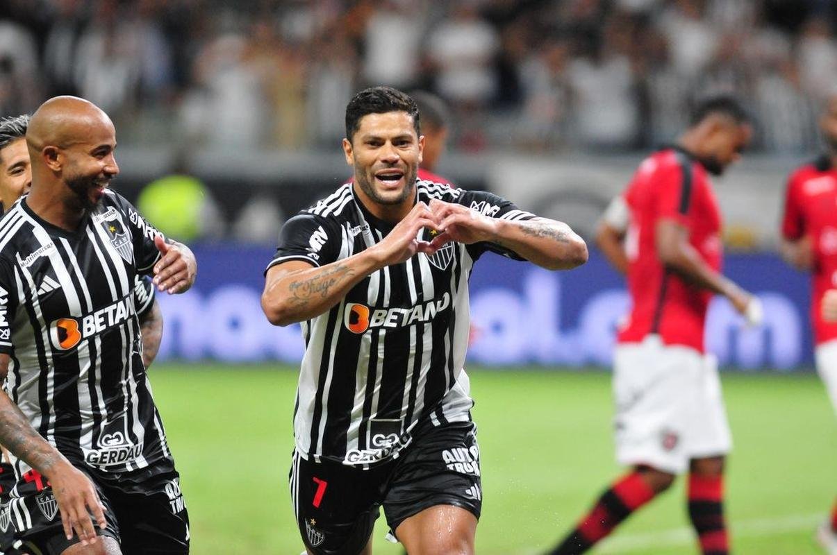 Atltico e Brasil de Pelotas-RS se enfrentaram nesta quarta-feira (12/4), no Mineiro, pela ida da terceira fase da Copa do Brasil